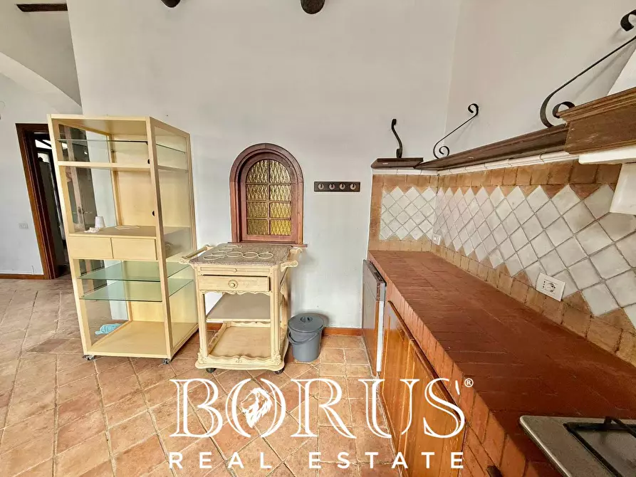 Immagine 81 di Villa in vendita  in VIALE IMPERIA a Castel Volturno