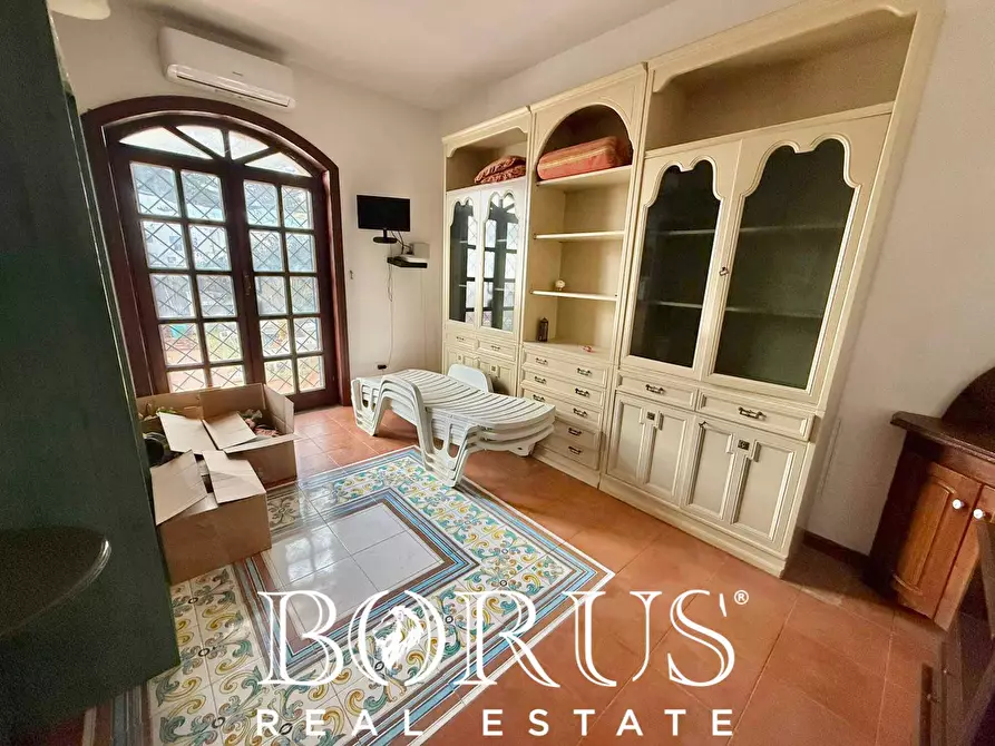 Immagine 84 di Villa in vendita  in VIALE IMPERIA a Castel Volturno