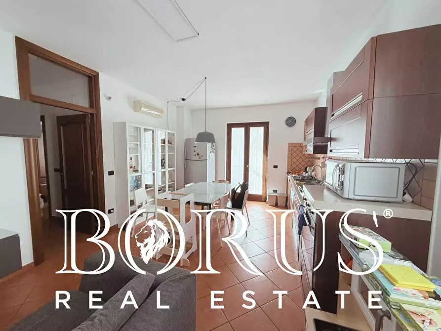 Immagine 1 di Appartamento in vendita  in Via Amendola a Parete