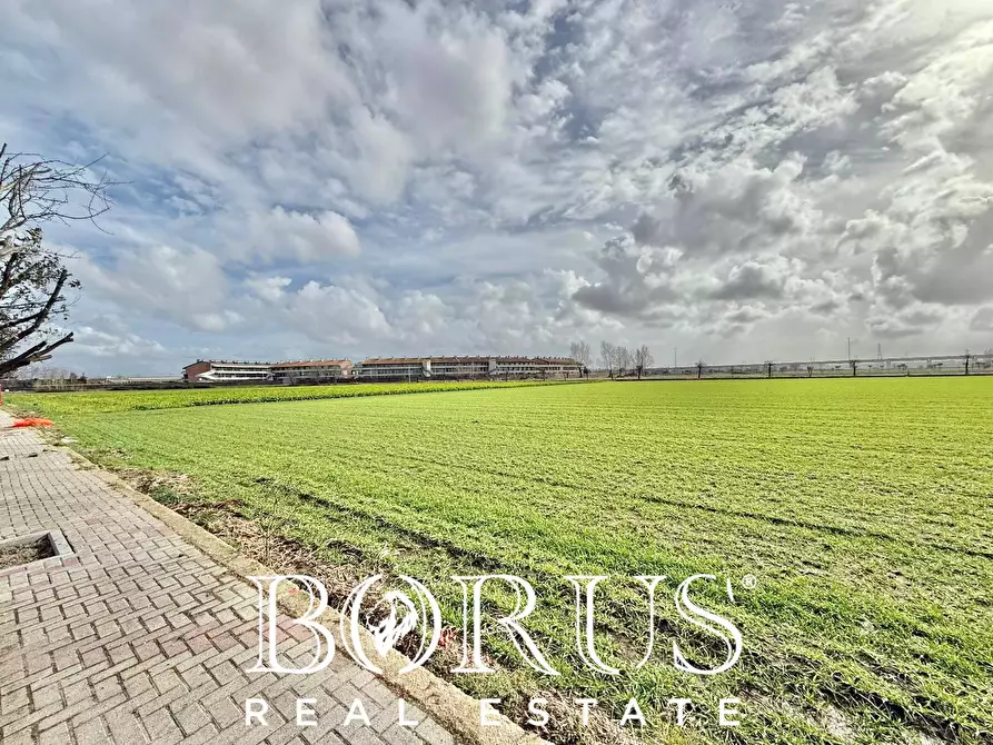 Immagine 6 di Terreno residenziale in vendita  in SP22 KM 1.750 a Marcianise