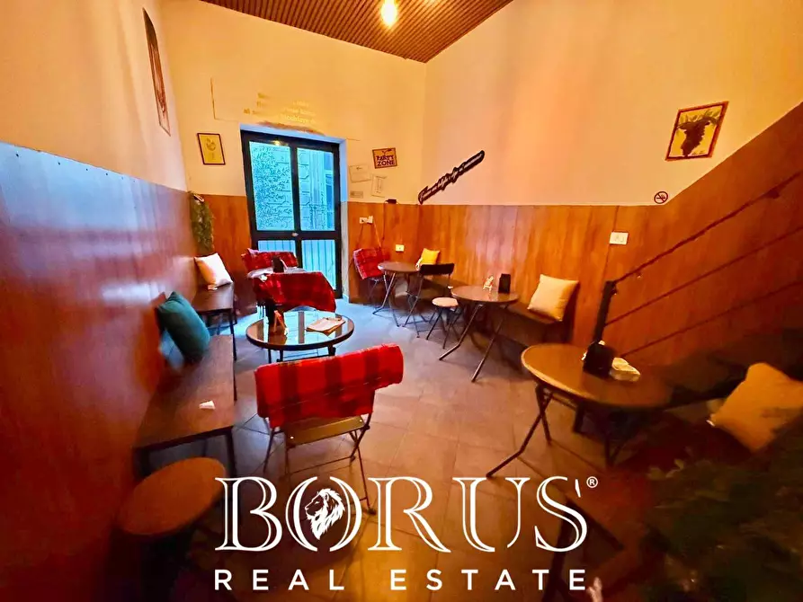 Immagine 8 di Attività commerciale in vendita  in Via Vittorio Emanuele III a Aversa