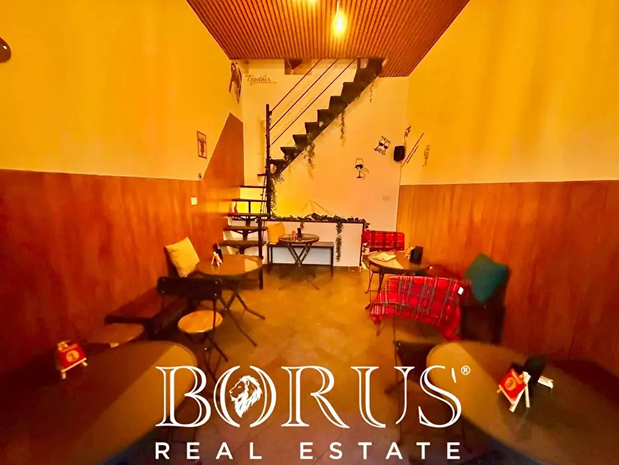 Immagine 7 di Attività commerciale in vendita  in Via Vittorio Emanuele III a Aversa