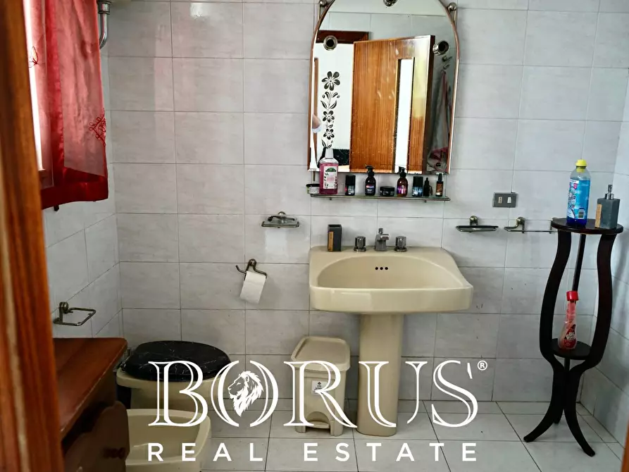 Immagine 11 di Casa indipendente in vendita  in VIA MARCONI a Casal Di Principe