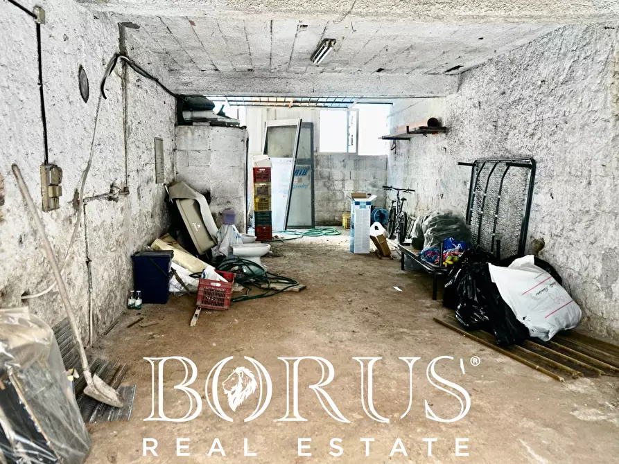 Immagine 43 di Casa indipendente in vendita  in VIA MARCONI a Casal Di Principe