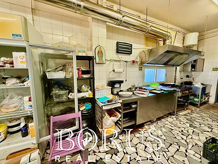 Immagine 14 di Attività commerciale in vendita  in Via larga a Cancello Ed Arnone