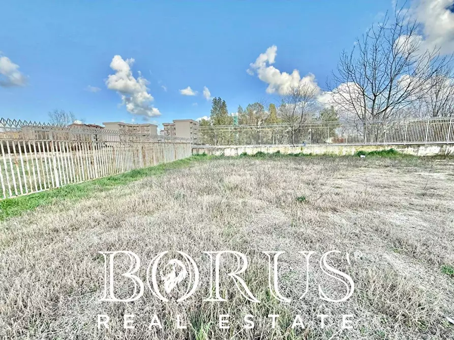 Immagine 18 di Terreno residenziale in vendita  in Via Atellana a Aversa