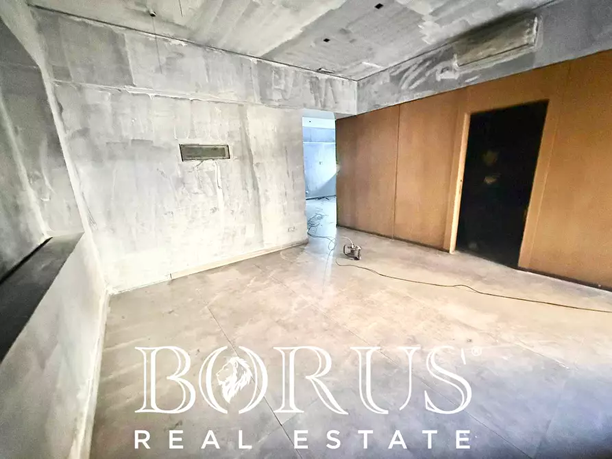 Immagine 5 di Locale commerciale in affitto  in via Sant'Antonio Abate a Gricignano Di Aversa