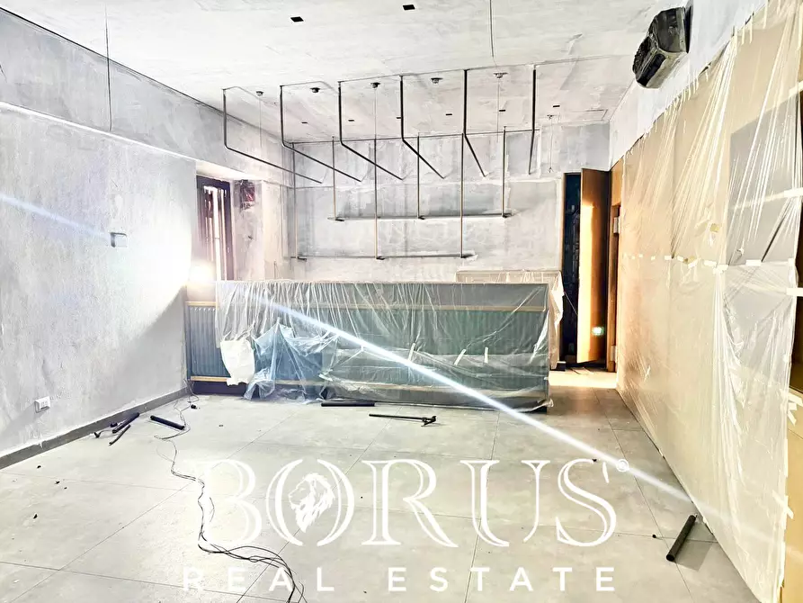 Immagine 6 di Locale commerciale in affitto  in via Sant'Antonio Abate a Gricignano Di Aversa