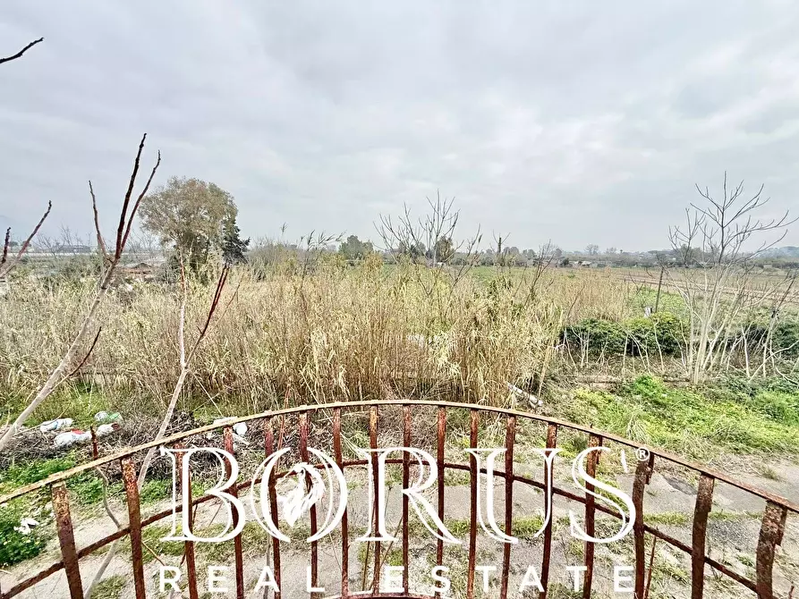 Immagine 60 di Palazzo in vendita  in Pineta Riviera a Mondragone