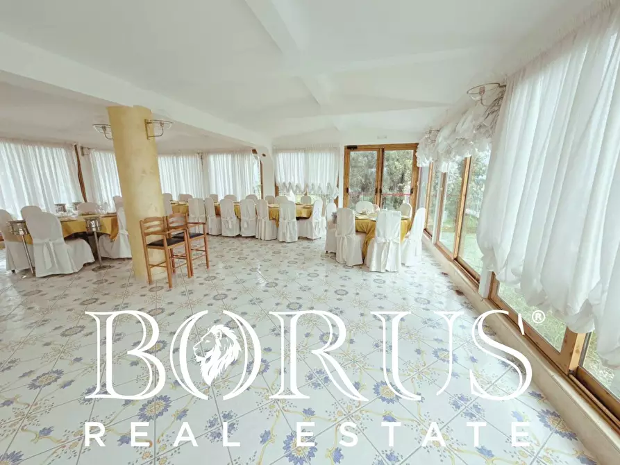 Immagine 16 di Attività commerciale in vendita  a Gaeta