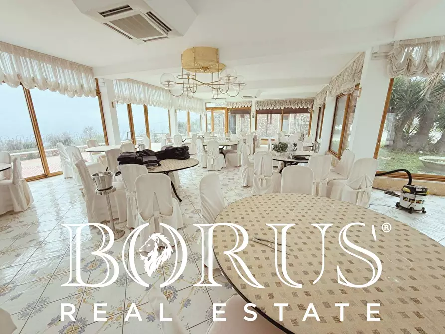 Immagine 26 di Attività commerciale in vendita  a Gaeta