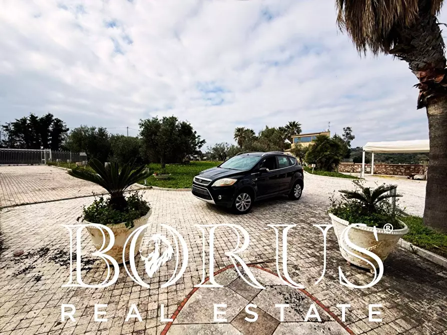 Immagine 38 di Attività commerciale in vendita  a Gaeta