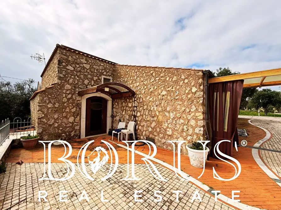 Immagine 59 di Attività commerciale in vendita  a Gaeta