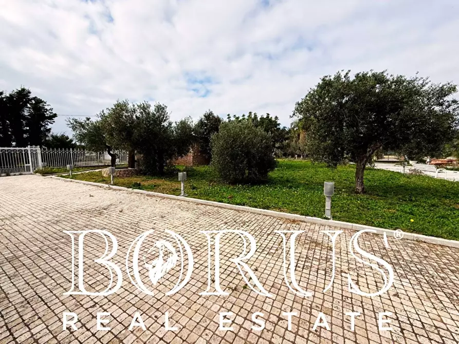 Immagine 61 di Attività commerciale in vendita  a Gaeta