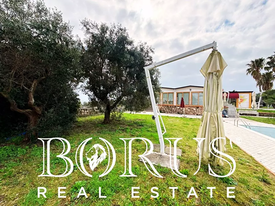 Immagine 63 di Attività commerciale in vendita  a Gaeta