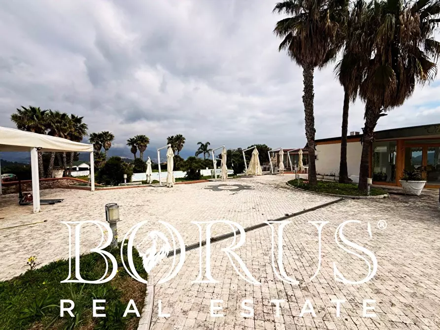 Immagine 65 di Attività commerciale in vendita  a Gaeta