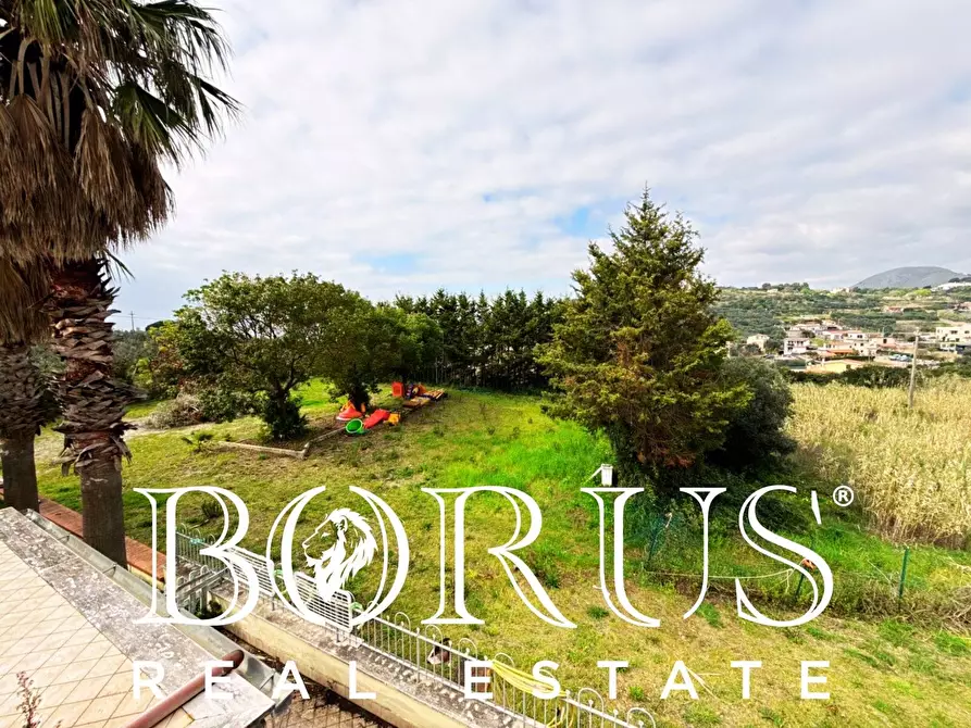 Immagine 82 di Attività commerciale in vendita  a Gaeta