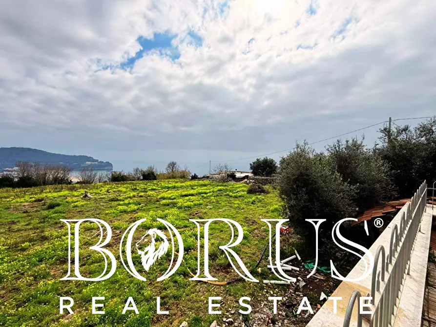 Immagine 87 di Attività commerciale in vendita  a Gaeta