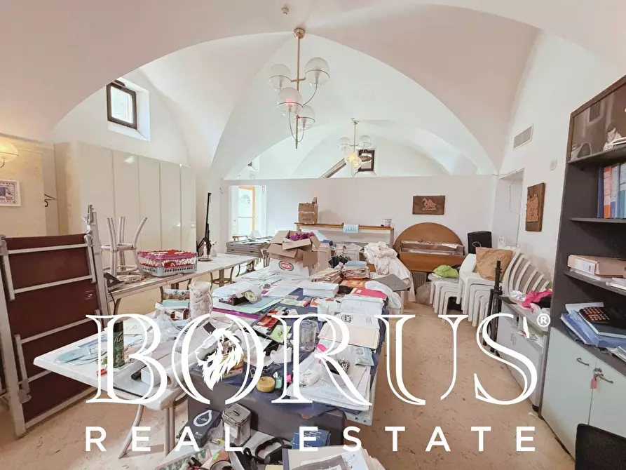 Immagine 103 di Attività commerciale in vendita  a Gaeta