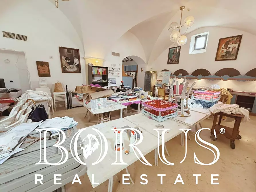 Immagine 112 di Attività commerciale in vendita  a Gaeta