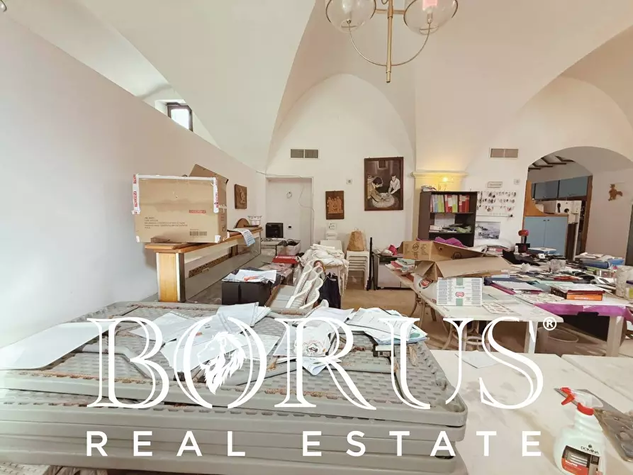 Immagine 113 di Attività commerciale in vendita  a Gaeta