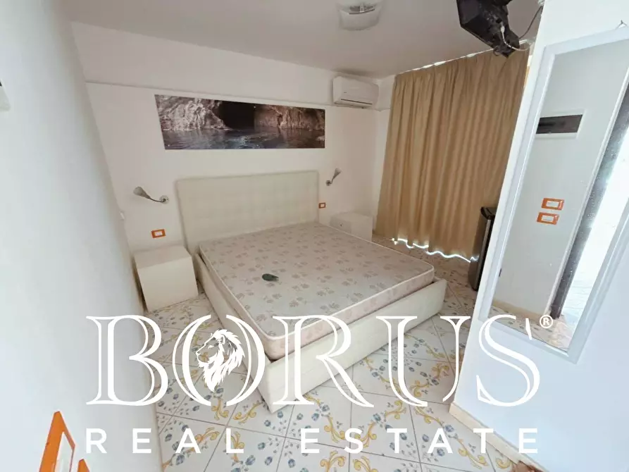 Immagine 114 di Attività commerciale in vendita  a Gaeta