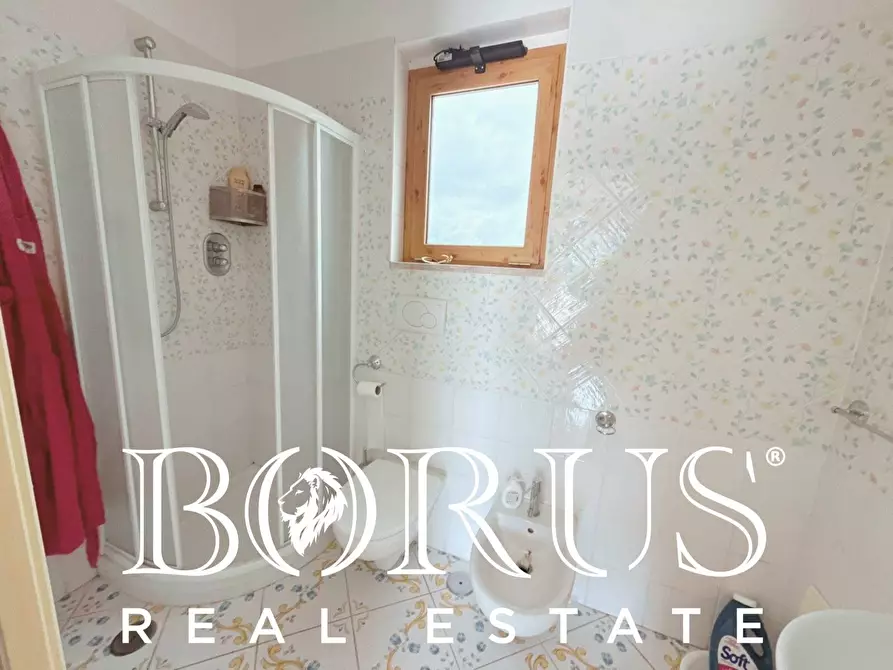 Immagine 126 di Attività commerciale in vendita  a Gaeta