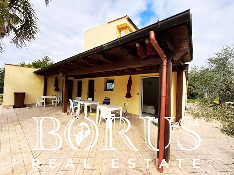 Immagine 127 di Attività commerciale in vendita  a Gaeta