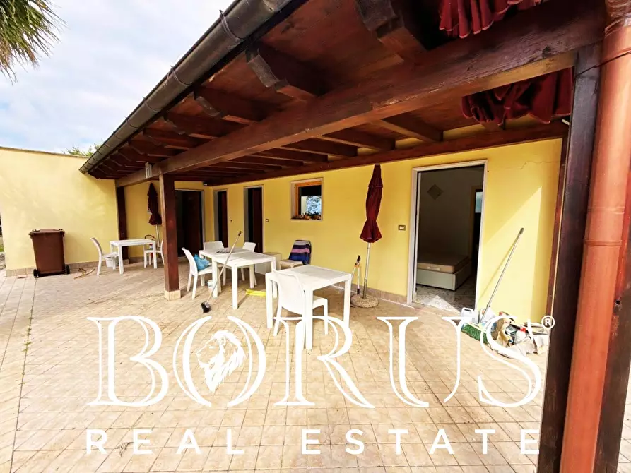 Immagine 131 di Attività commerciale in vendita  a Gaeta