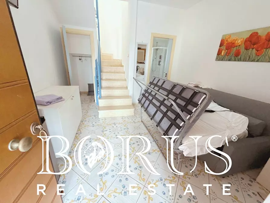 Immagine 136 di Attività commerciale in vendita  a Gaeta