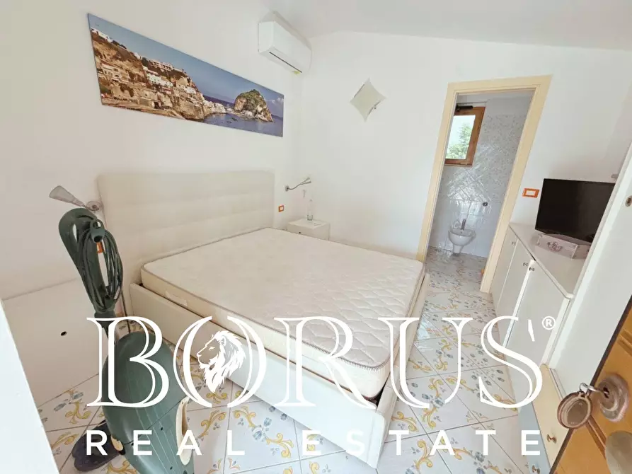 Immagine 137 di Attività commerciale in vendita  a Gaeta