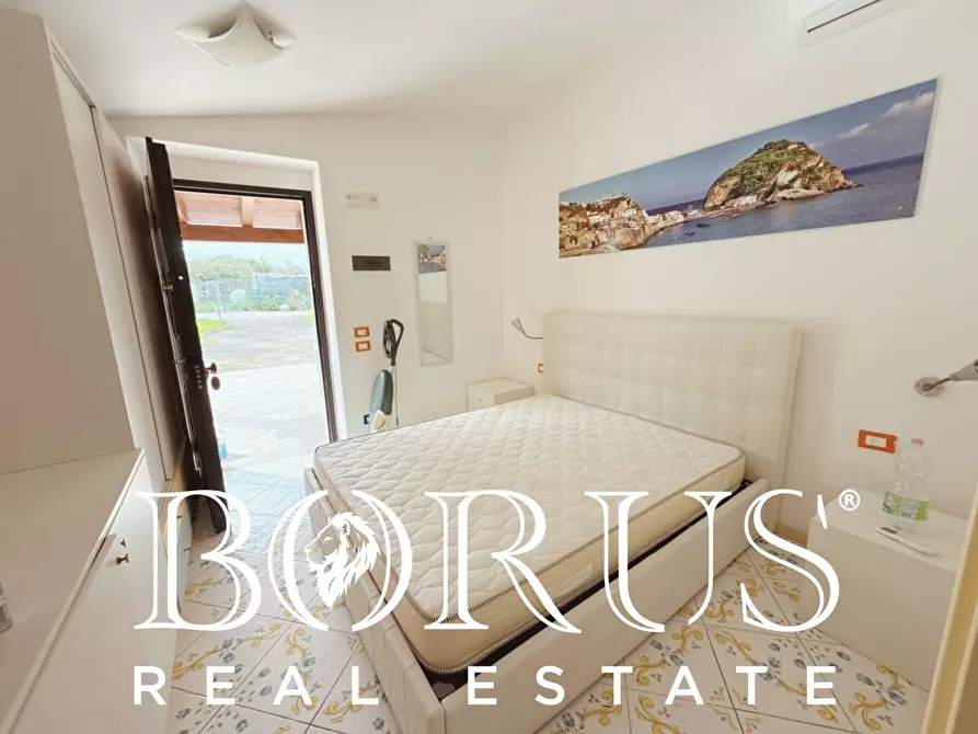 Immagine 138 di Attività commerciale in vendita  a Gaeta