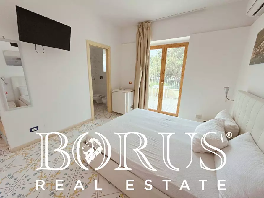 Immagine 139 di Attività commerciale in vendita  a Gaeta