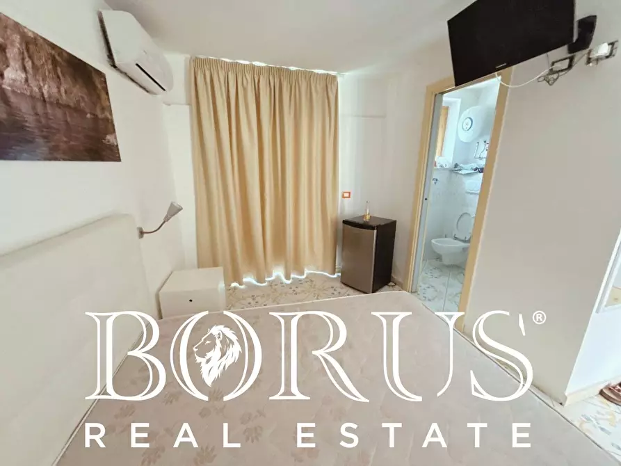 Immagine 142 di Attività commerciale in vendita  a Gaeta