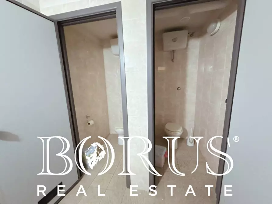 Immagine 151 di Attività commerciale in vendita  a Gaeta