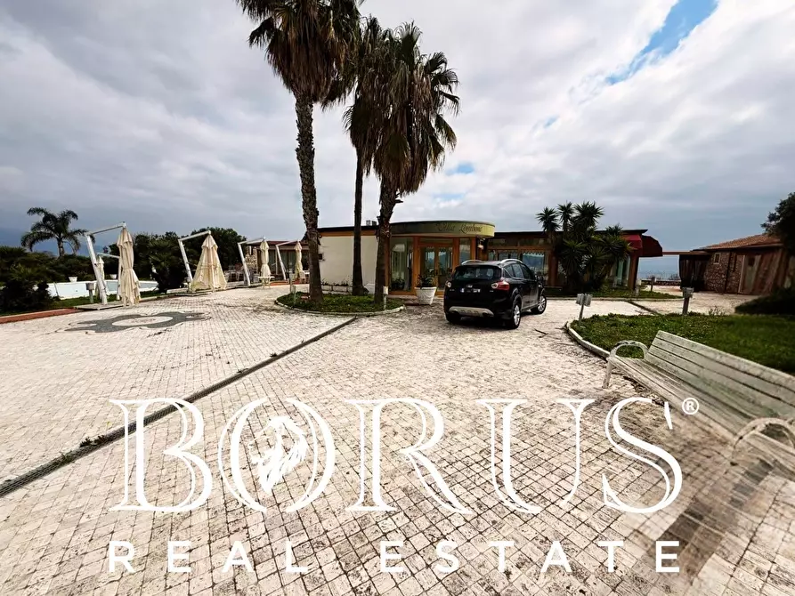 Immagine 152 di Attività commerciale in vendita  a Gaeta