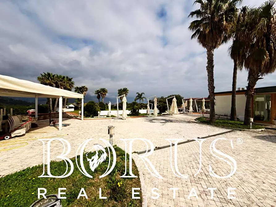 Immagine 156 di Attività commerciale in vendita  a Gaeta