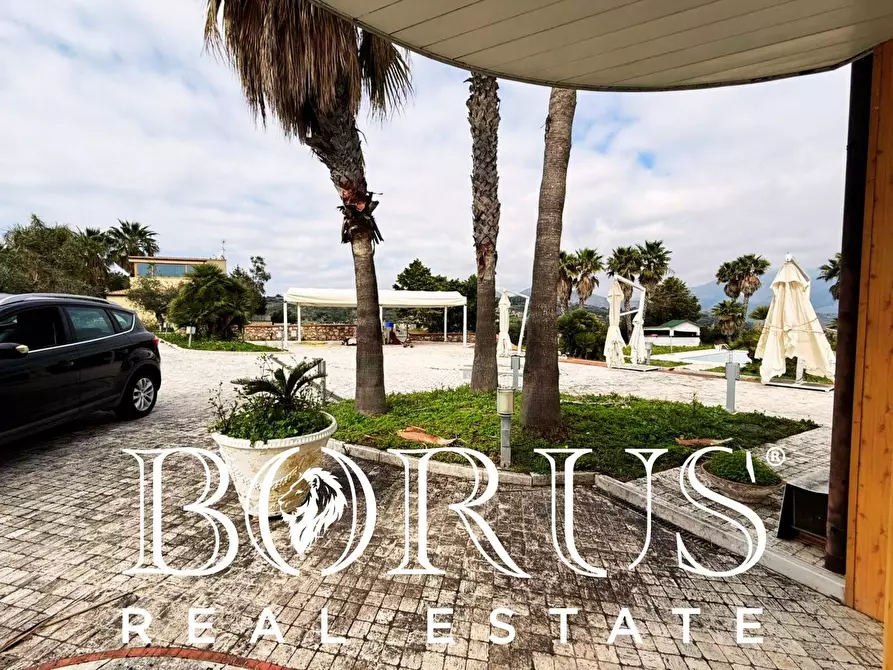 Immagine 166 di Attività commerciale in vendita  a Gaeta