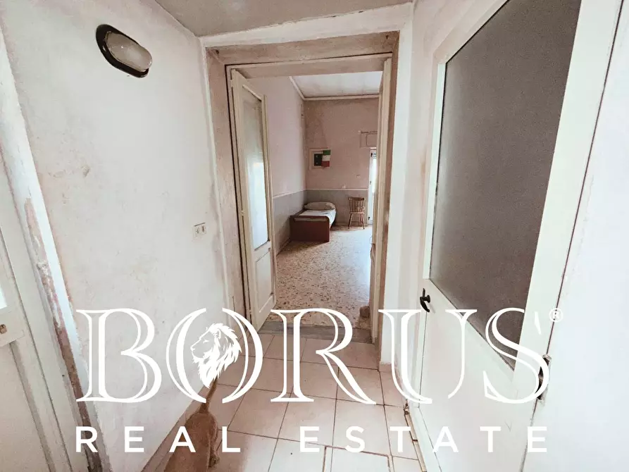 Immagine 60 di Casa indipendente in vendita  in Piazza Castello a Cancello Ed Arnone