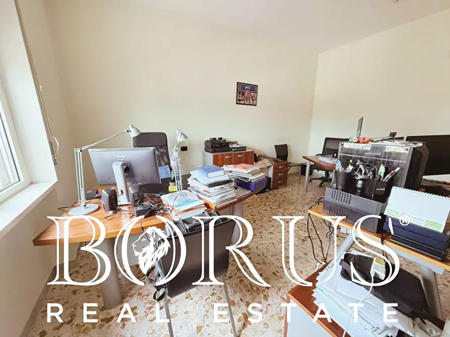 Immagine 3 di Ufficio in affitto  in via Bersaglieri a Caserta