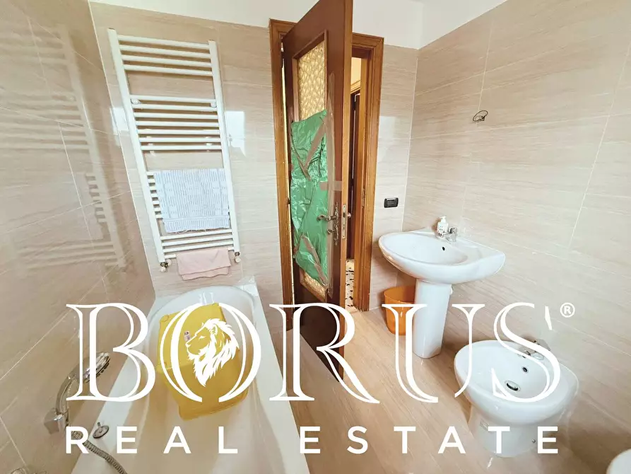 Immagine 11 di Ufficio in affitto  in via Bersaglieri a Caserta