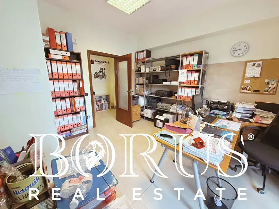 Immagine 33 di Ufficio in affitto  in via Bersaglieri a Caserta