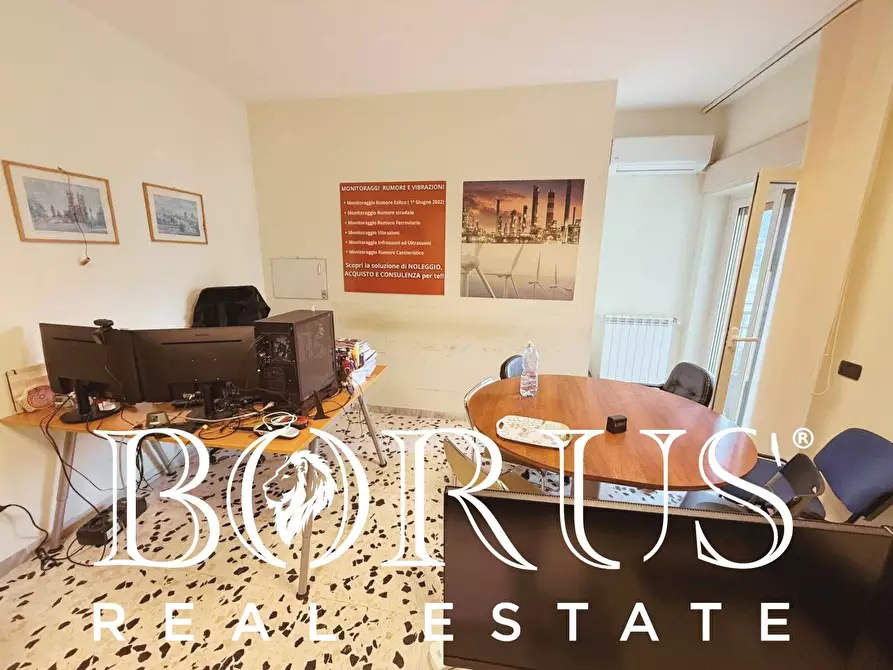 Immagine 42 di Ufficio in affitto  in via Bersaglieri a Caserta