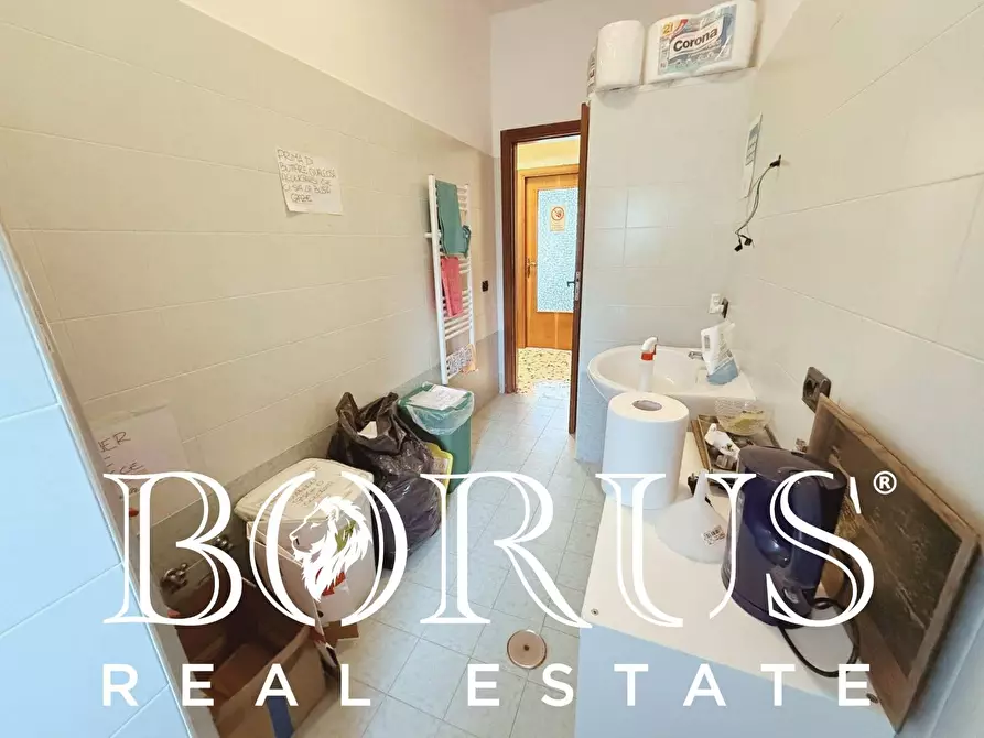 Immagine 49 di Ufficio in affitto  in via Bersaglieri a Caserta