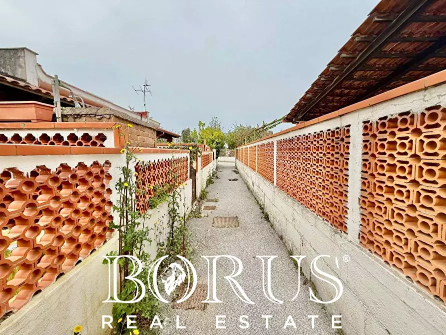 Immagine 35 di Villetta a schiera in vendita  in Viale Augusto a Sessa Aurunca