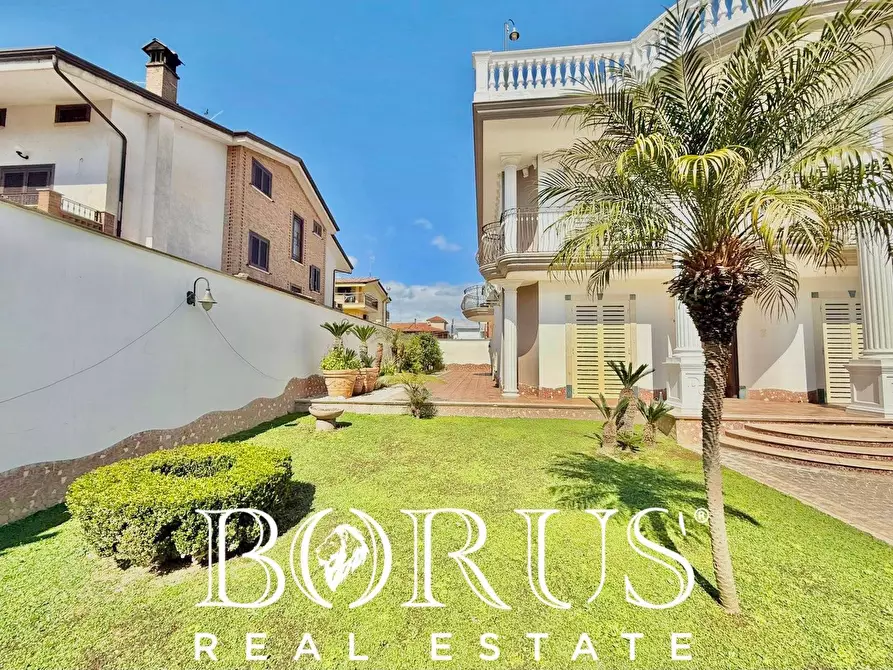 Immagine 8 di Villa in vendita  in Via Cilea a Villa Di Briano