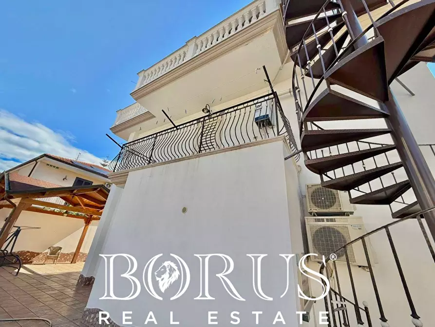 Immagine 24 di Villa in vendita  in Via Cilea a Villa Di Briano