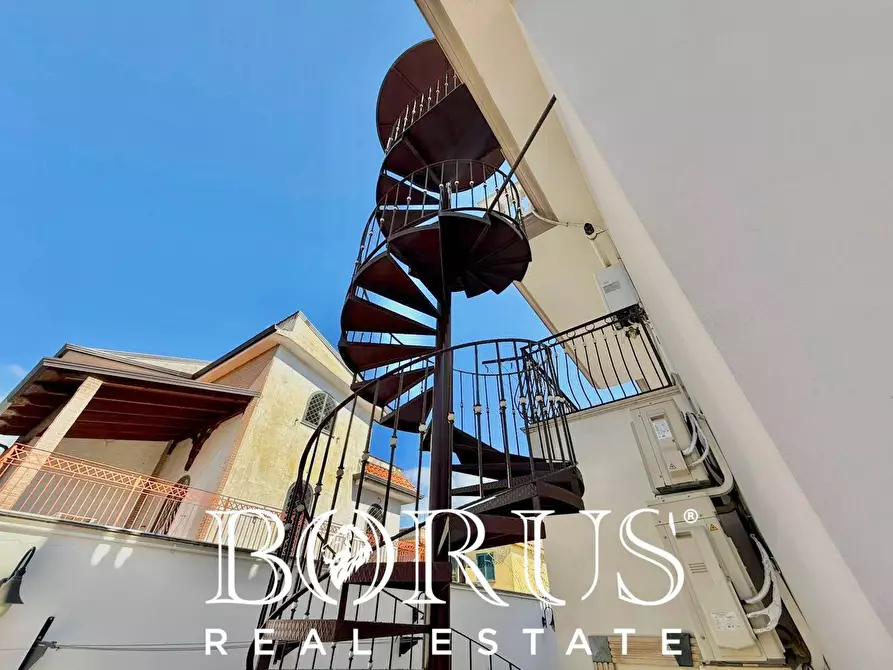 Immagine 25 di Villa in vendita  in Via Cilea a Villa Di Briano