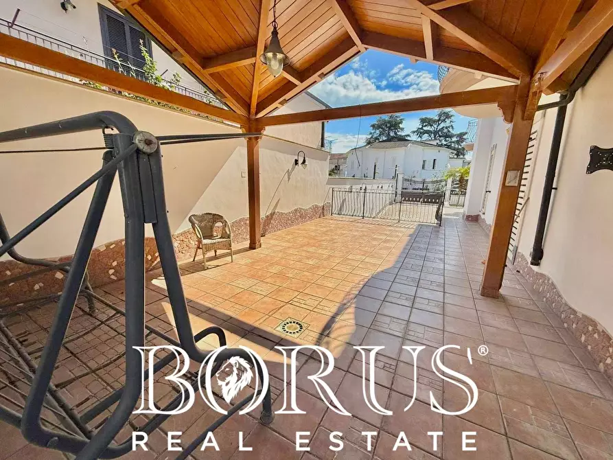 Immagine 31 di Villa in vendita  in Via Cilea a Villa Di Briano