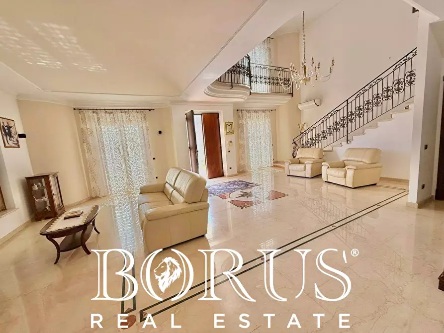 Immagine 43 di Villa in vendita  in Via Cilea a Villa Di Briano